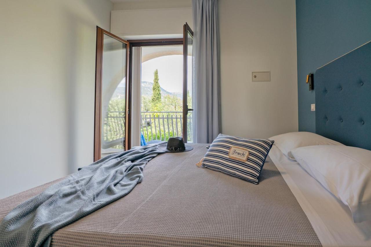Hotel Residence Torre Del Porto Mattinata Værelse billede